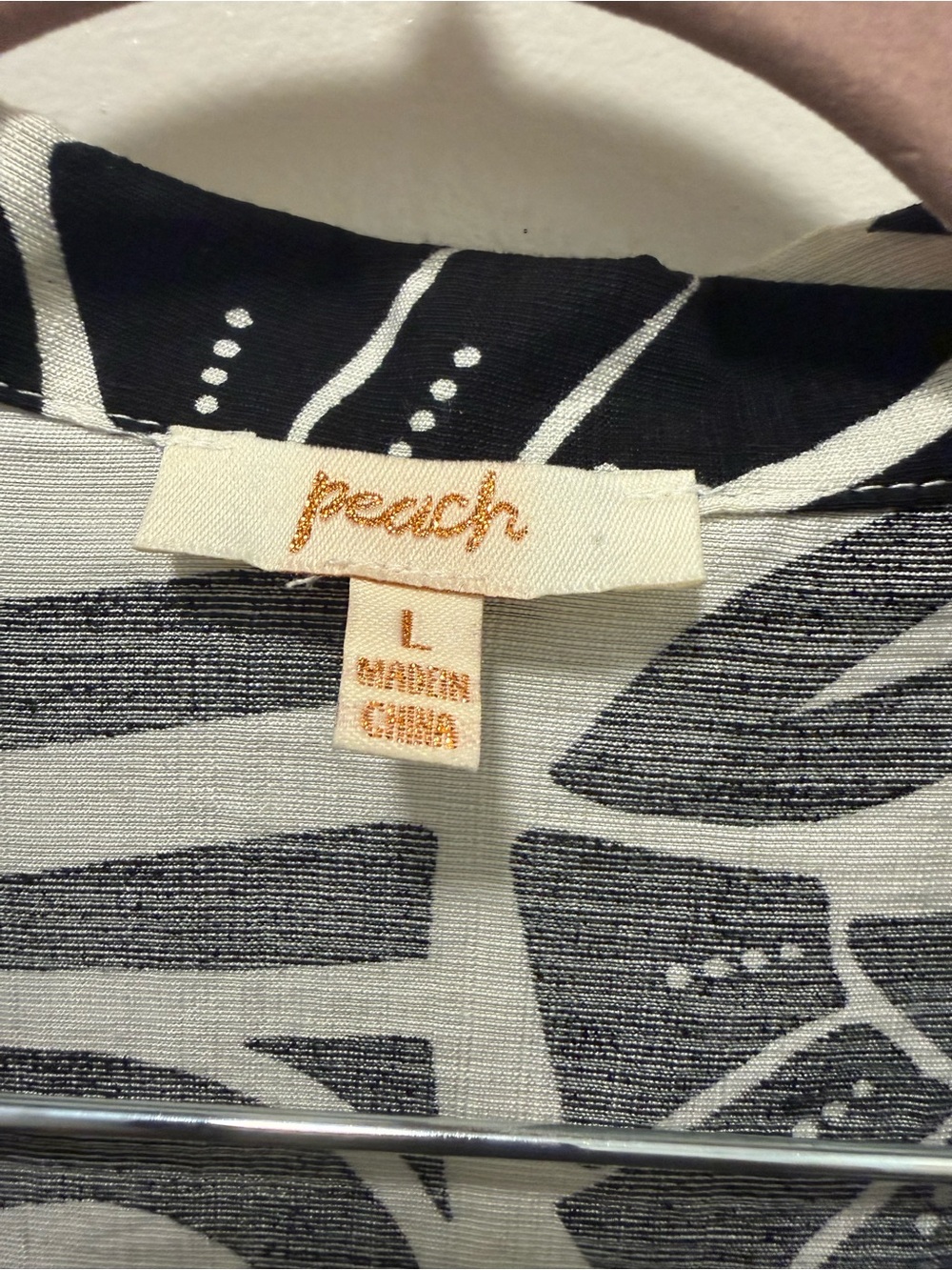 Peach Black & White Abstract Print Top - Size L - Picture 3 of 5